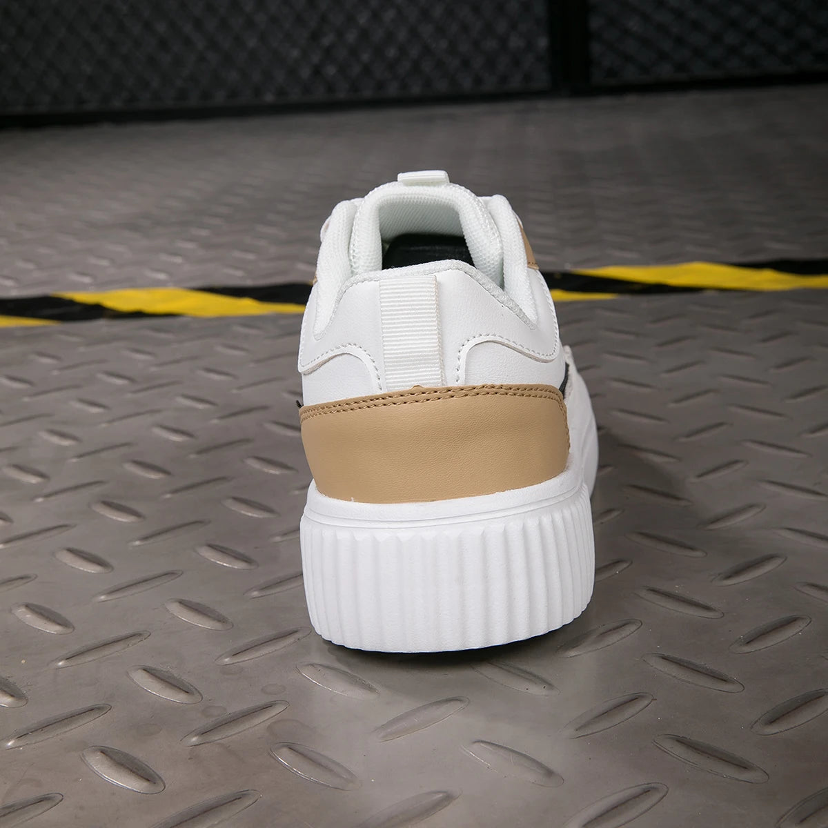 tênis masculino casual, tênis versátil masculino, tênis masculino urbano, tênis casual shakal, tênis leve masculino, tênis para uso diário, tênis moderno masculino, tênis confortável masculino, tênis estiloso masculino, tênis casual para homens, tênis versatil shakal, tênis masculino para rotina, tênis masculino premium